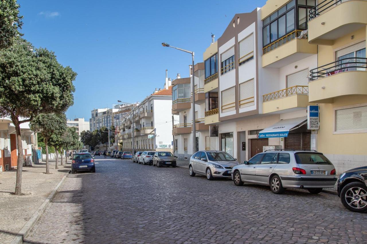 Daniela'S Apartment - Brand New Apartment In Costa Da Caparica Beach Bagian luar foto